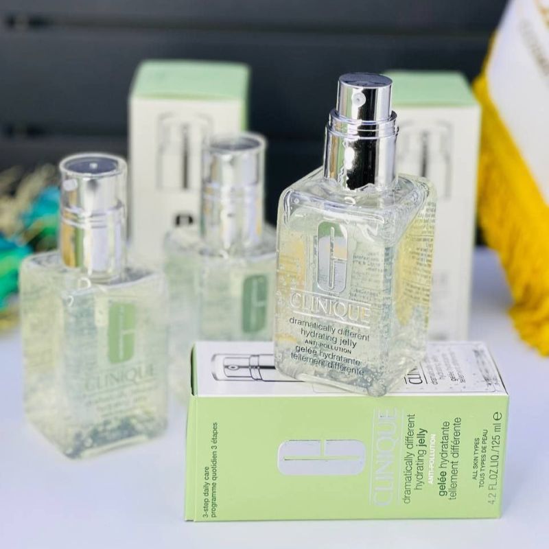 Clinique Different Hydrating Jelly2 آبرسان کلینک ژل دو عددی