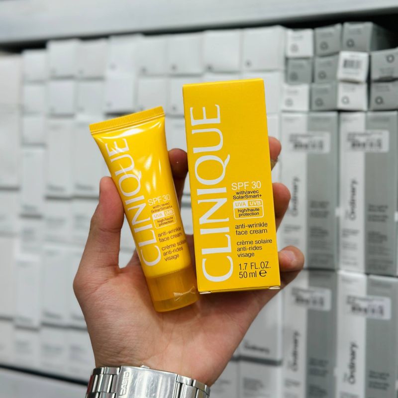 Clinique SolarSmart SPF30 suncream ضد آفتاب کلینیک clinique