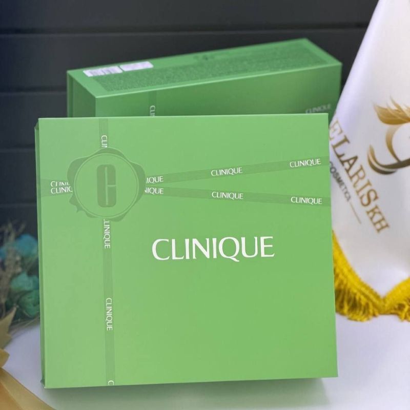 Clinique Moisture Surge 6-Piece Hydration Routine clinique پک 6 تکه روتین پوستی